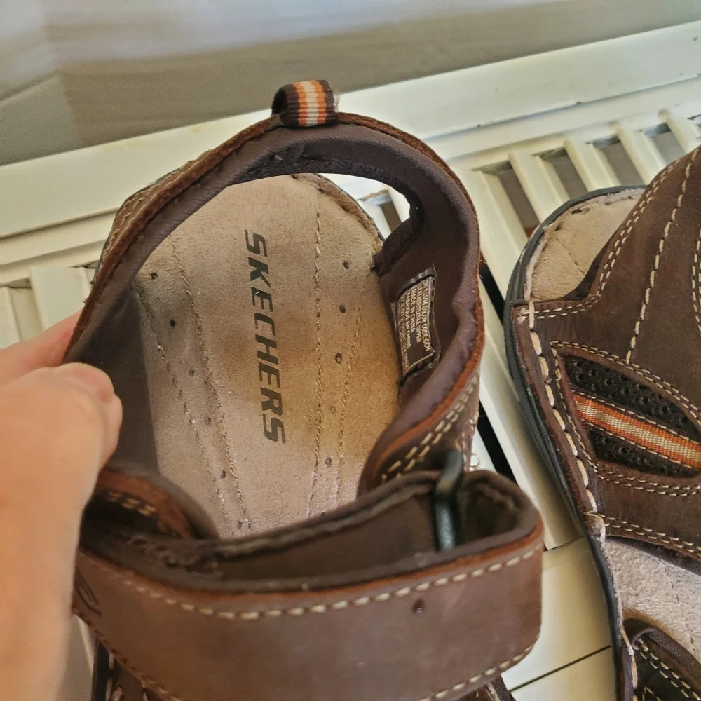 Skechers Men's Brown Leather Strap Sandals, Size 10